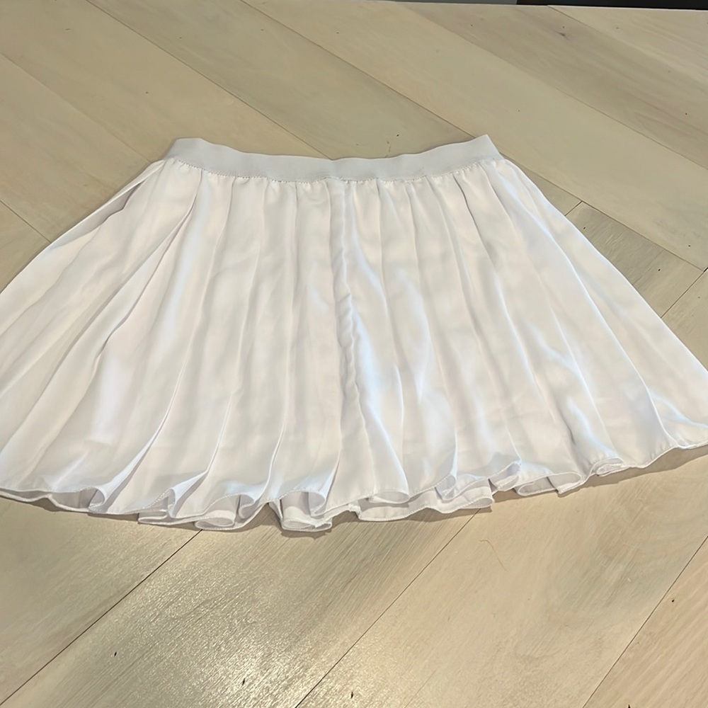 White mini skirt